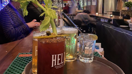 [INTERNATIONAL CLUB] Afterwork @ HELM Microbrasserie @ Montreal